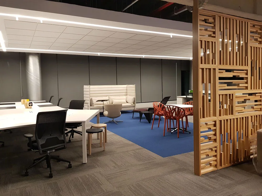 Concórdia Corporate à noite